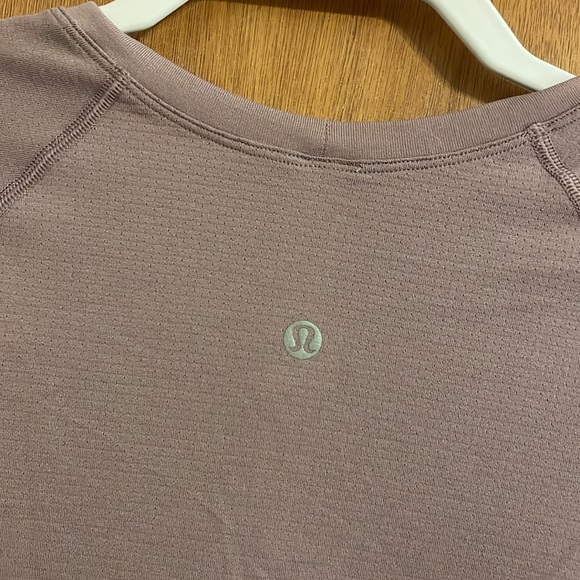 NWT Lululemon Swifty Tech Cropped Short Sleeve - Picture 3 of 4